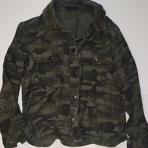 Sanctuary Camouflage Button-Up Blouse